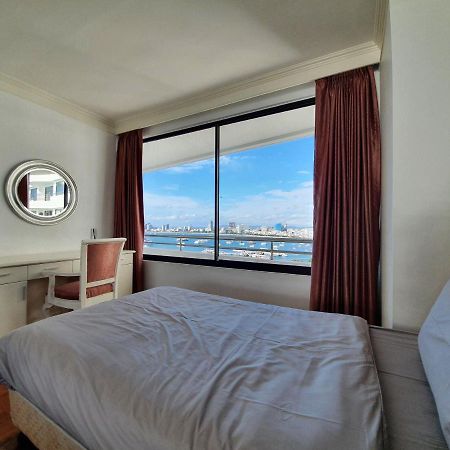 Spacious Room With Ocean & City View Паттая Екстер'єр фото